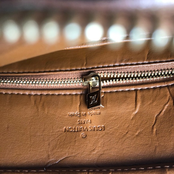 Auth LOUIS VUITTON Monogram HoustonVernis Bag - Picture 6 of 11